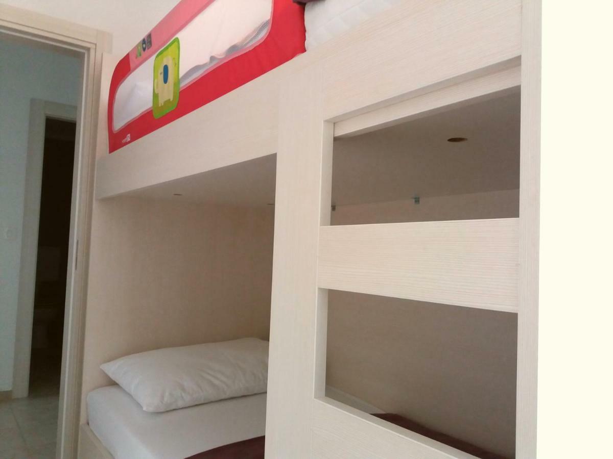 Apartments Mestrovic Lopar Εξωτερικό φωτογραφία