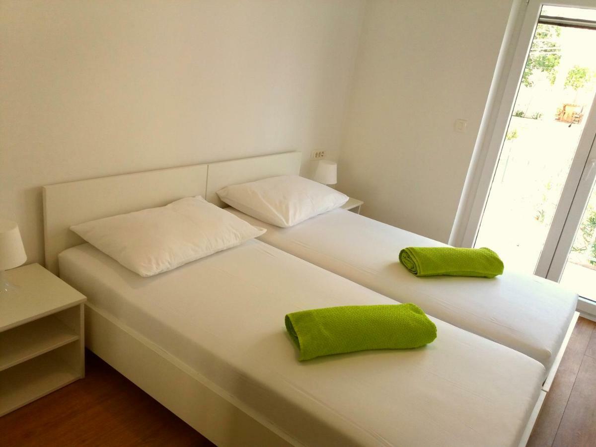 Apartments Mestrovic Lopar Εξωτερικό φωτογραφία