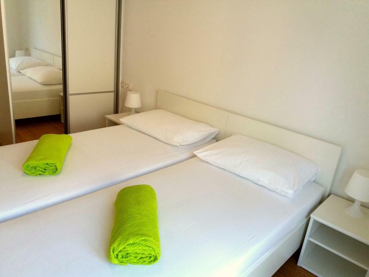 Apartments Mestrovic Lopar Εξωτερικό φωτογραφία