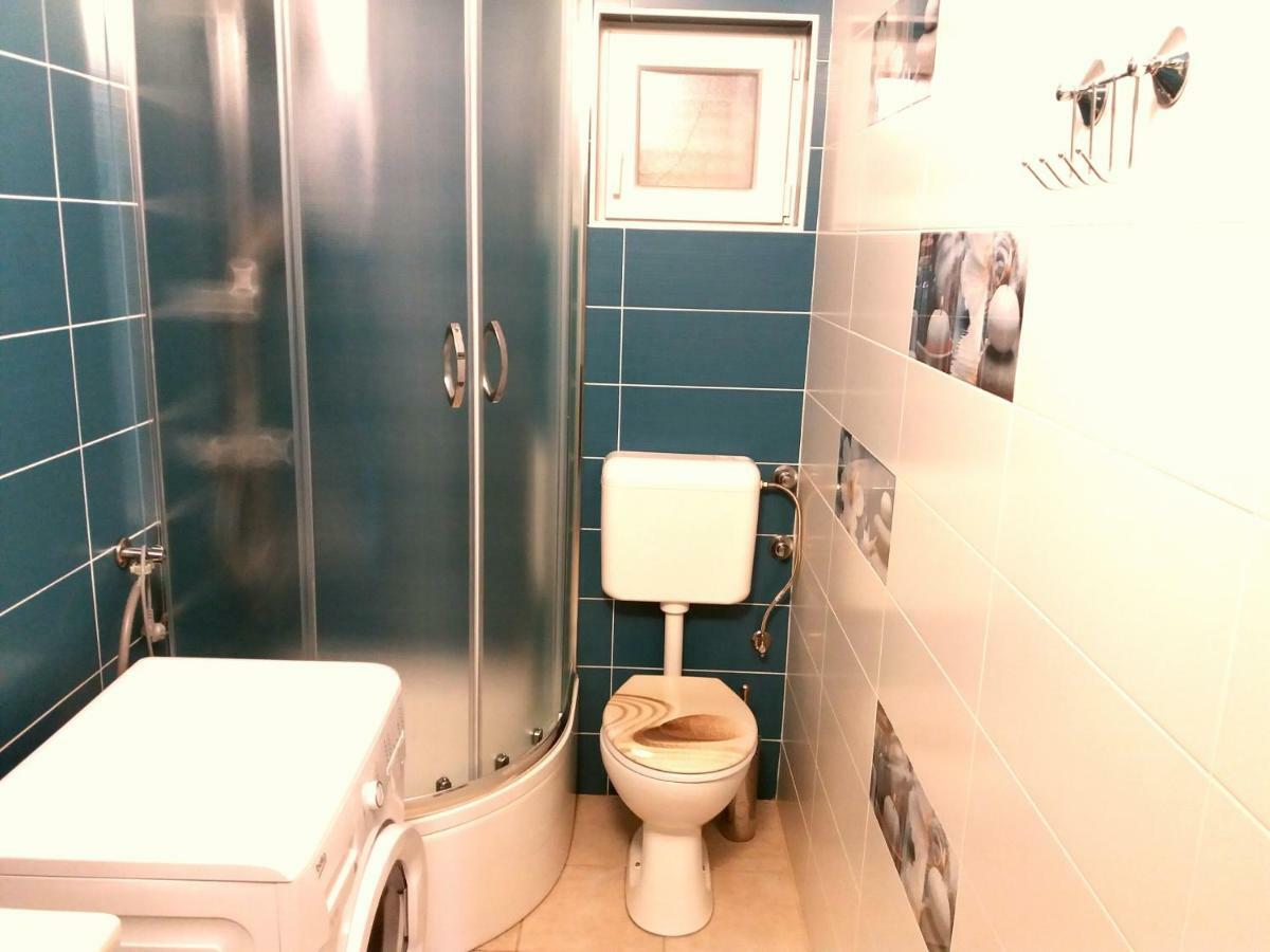 Apartments Mestrovic Lopar Εξωτερικό φωτογραφία