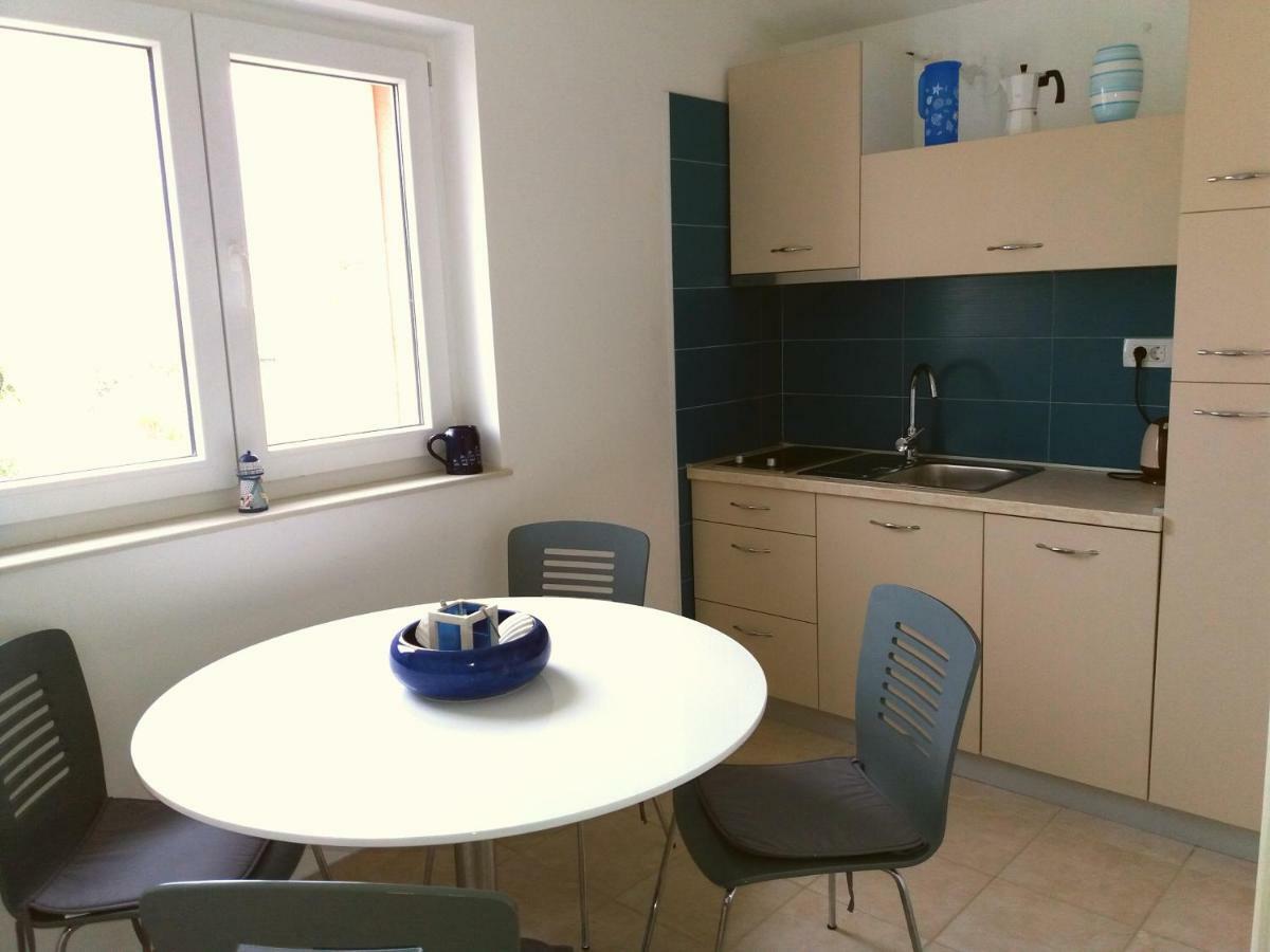 Apartments Mestrovic Lopar Εξωτερικό φωτογραφία