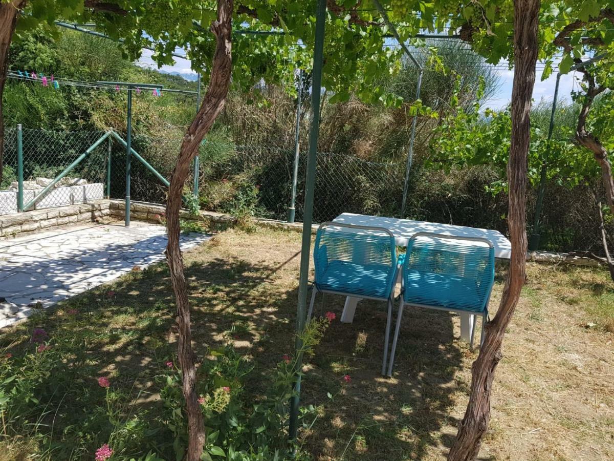 Apartments Mestrovic Lopar Εξωτερικό φωτογραφία
