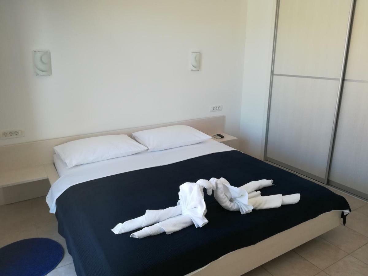 Apartments Mestrovic Lopar Εξωτερικό φωτογραφία
